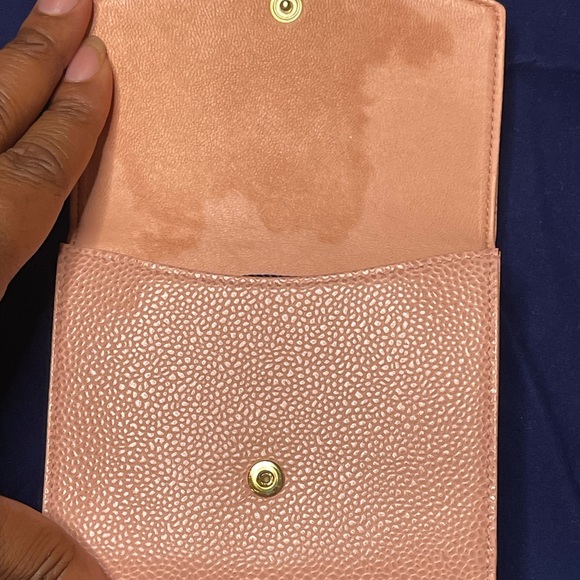 Chanel - Picture 4 of 8